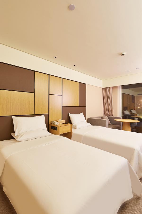 Ji Hotel Taiyuan  Exteriör bild